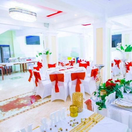 Marriot Metropolitan Hotel Douala Ngoại thất bức ảnh