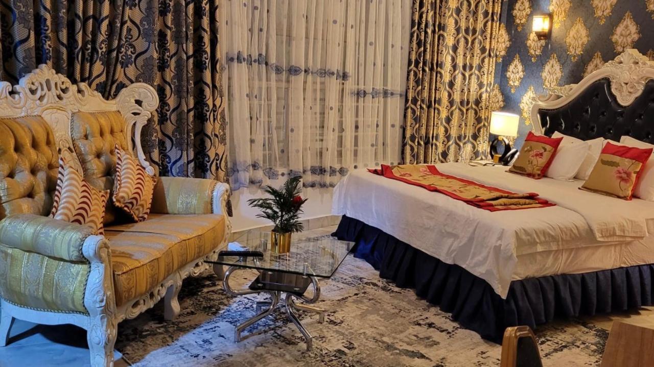 Marriot Metropolitan Hotel Douala Ngoại thất bức ảnh