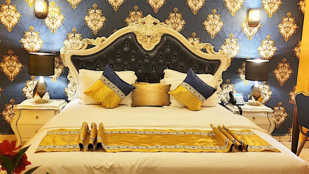 Marriot Metropolitan Hotel Douala Ngoại thất bức ảnh