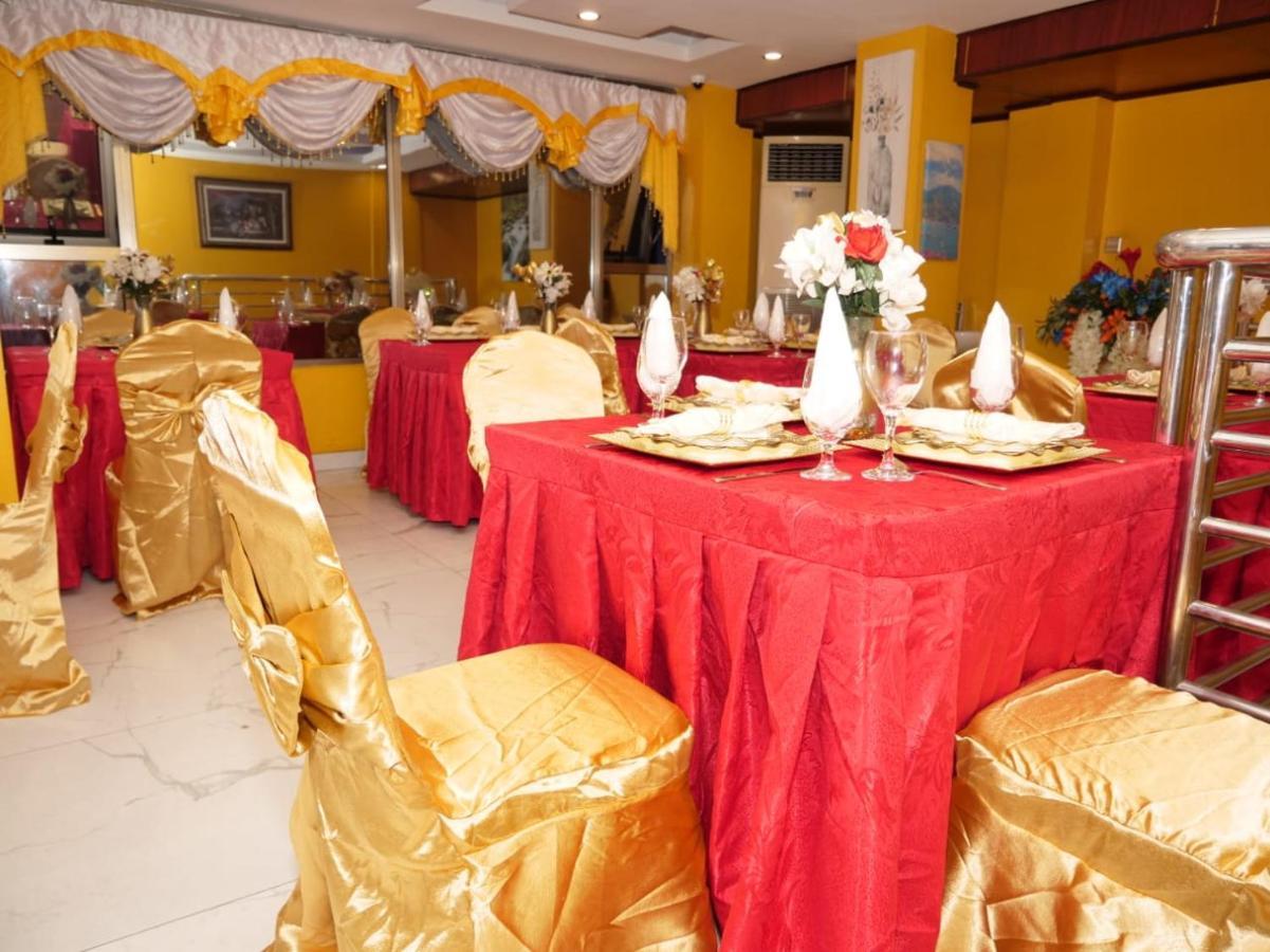 Marriot Metropolitan Hotel Douala Ngoại thất bức ảnh