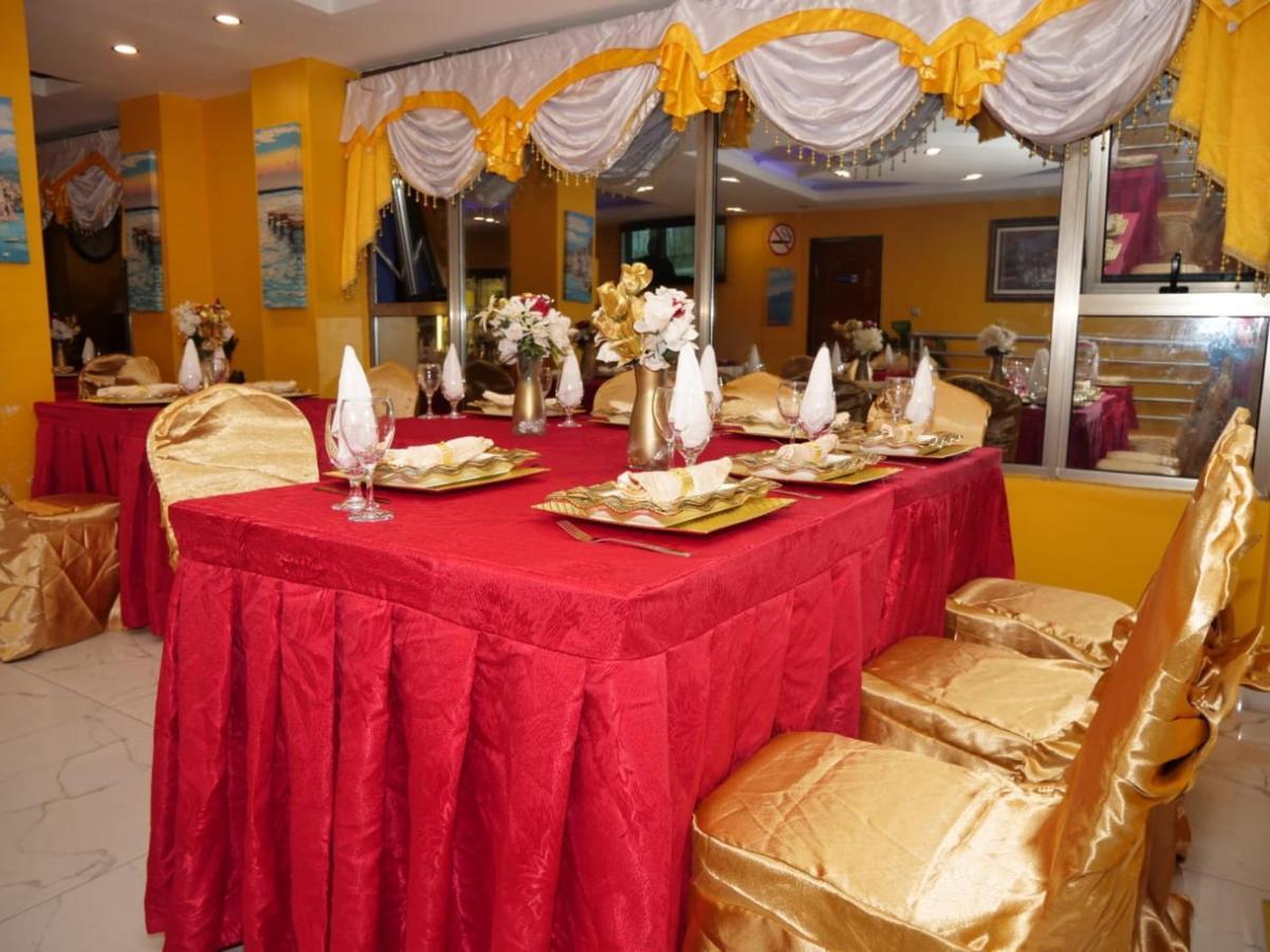 Marriot Metropolitan Hotel Douala Ngoại thất bức ảnh