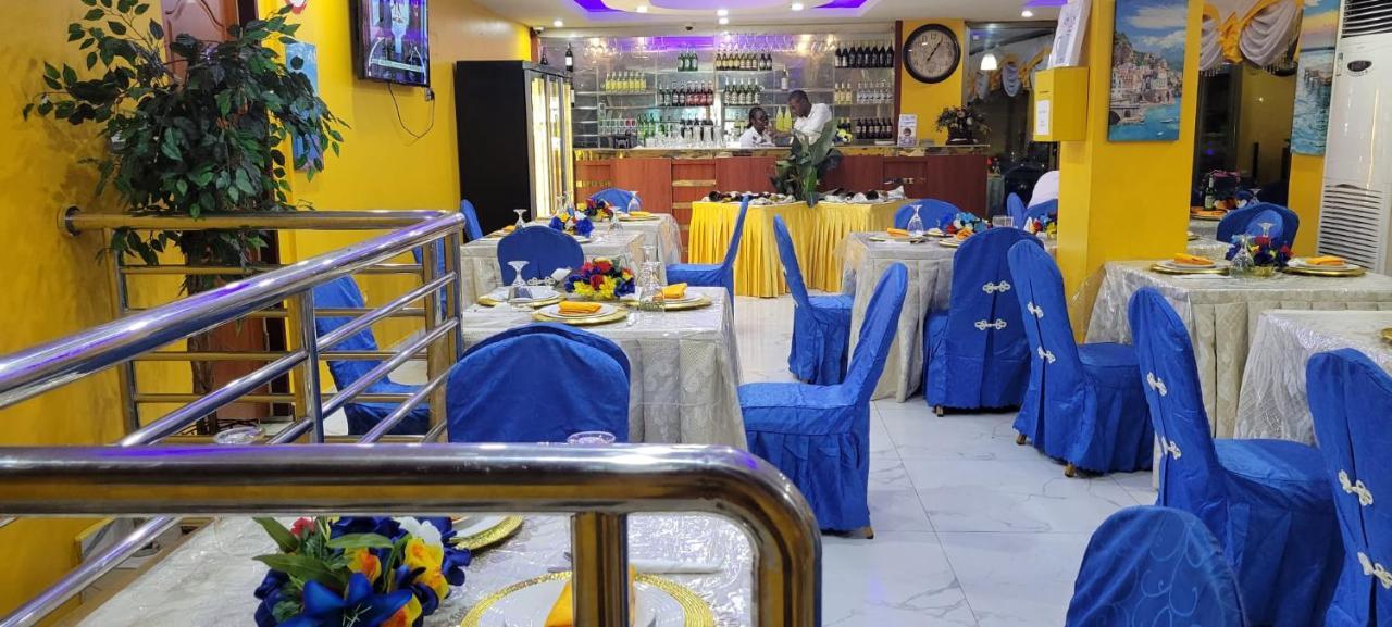 Marriot Metropolitan Hotel Douala Ngoại thất bức ảnh